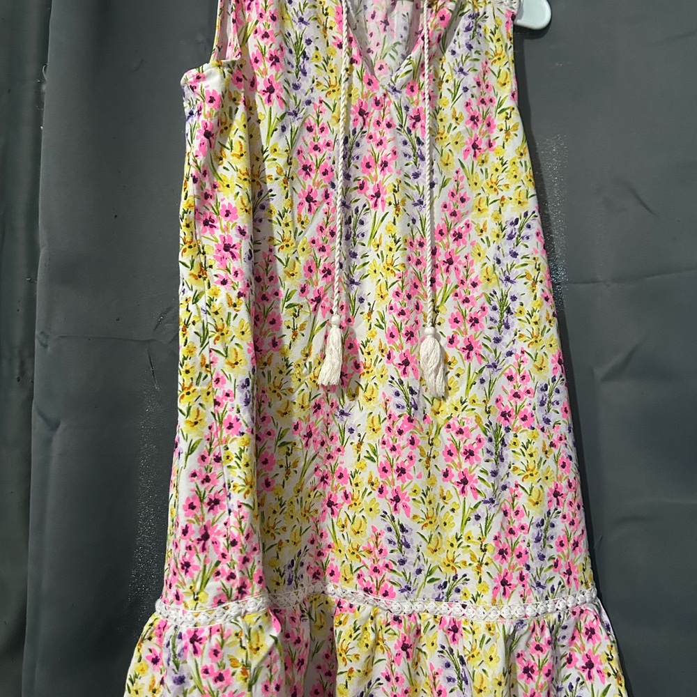 Crown & Ivy Women’s/Teens Petite Sleeveless Printed Peasant Dress